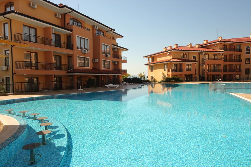Menada Sky Dreams Apartments Sveti Vlas Exteriör bild