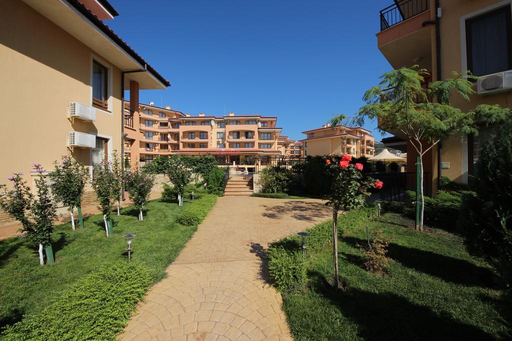 Menada Sky Dreams Apartments Sveti Vlas Exteriör bild