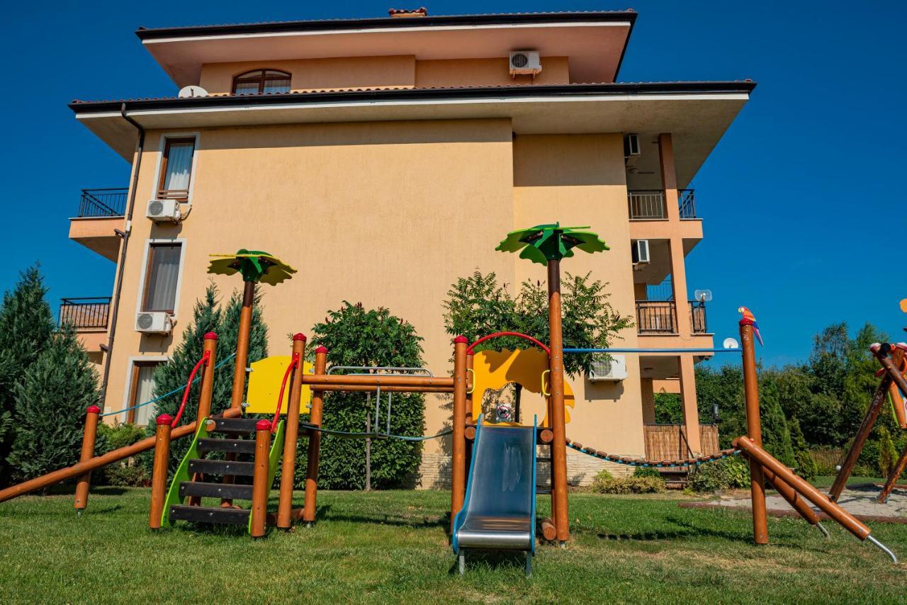 Menada Sky Dreams Apartments Sveti Vlas Exteriör bild
