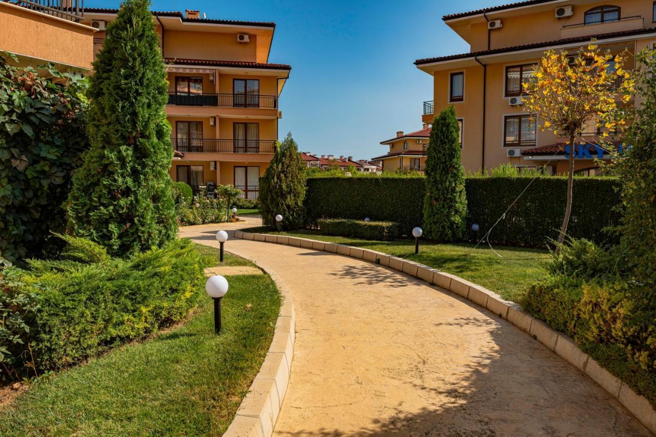 Menada Sky Dreams Apartments Sveti Vlas Exteriör bild