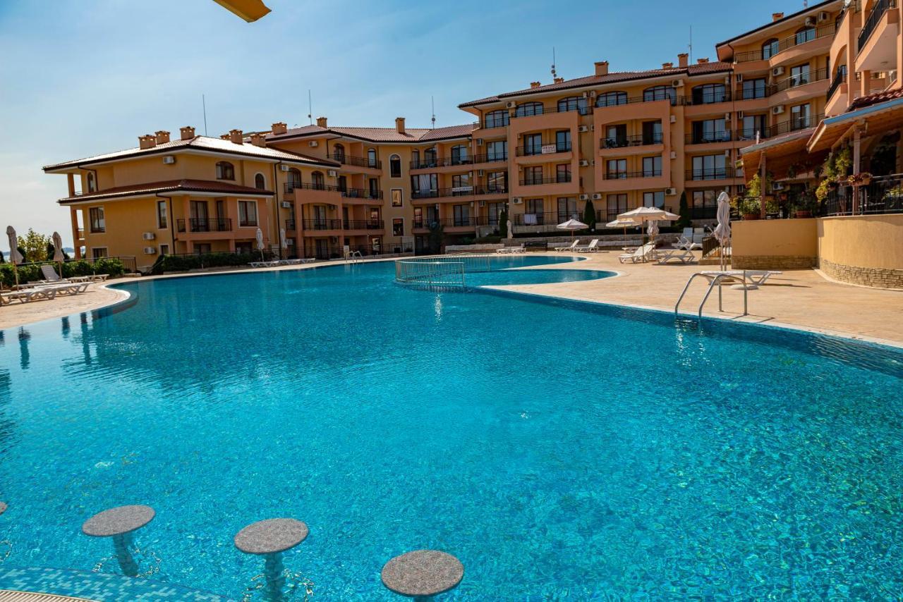 Menada Sky Dreams Apartments Sveti Vlas Exteriör bild