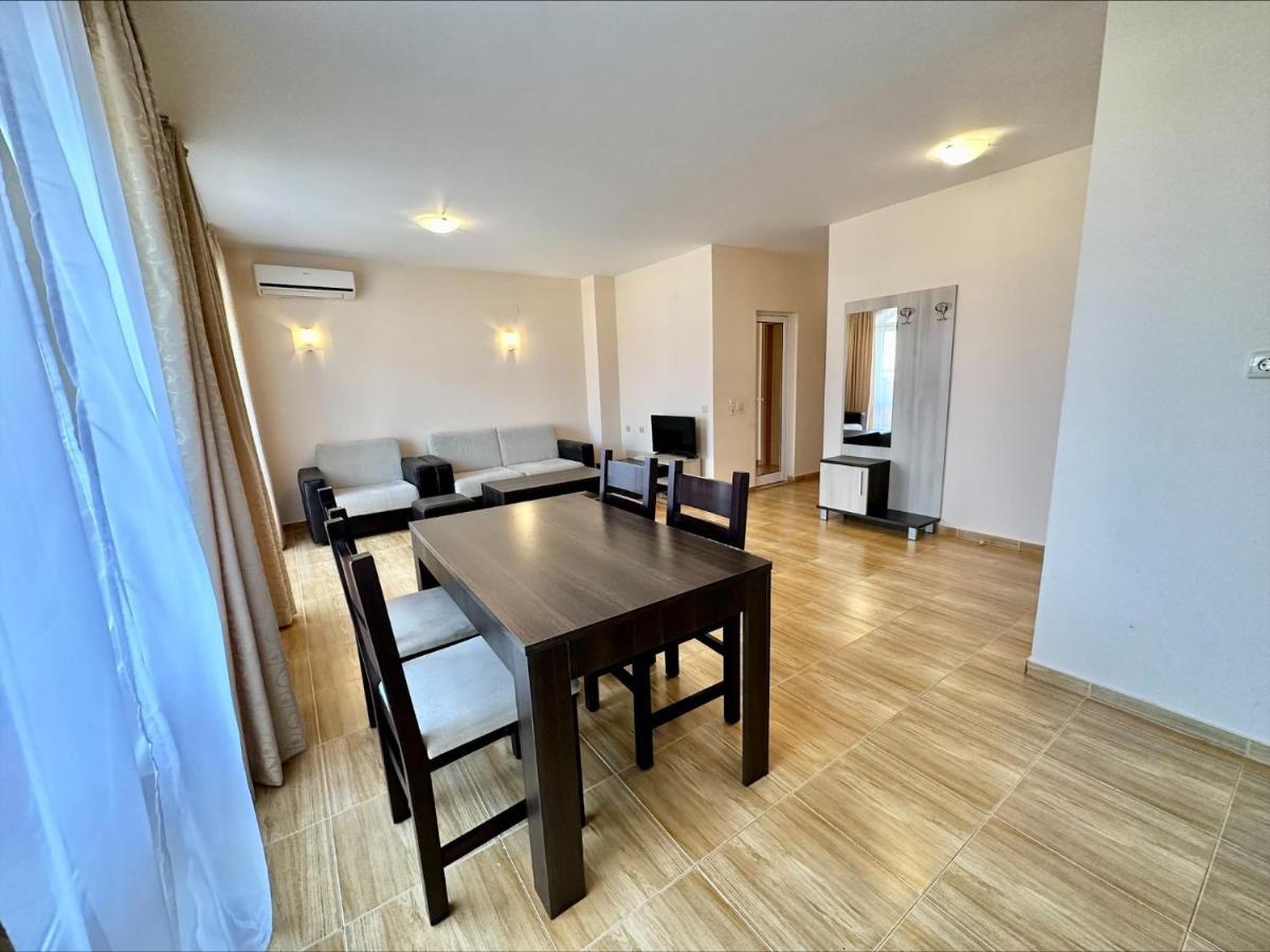 Menada Sky Dreams Apartments Sveti Vlas Exteriör bild