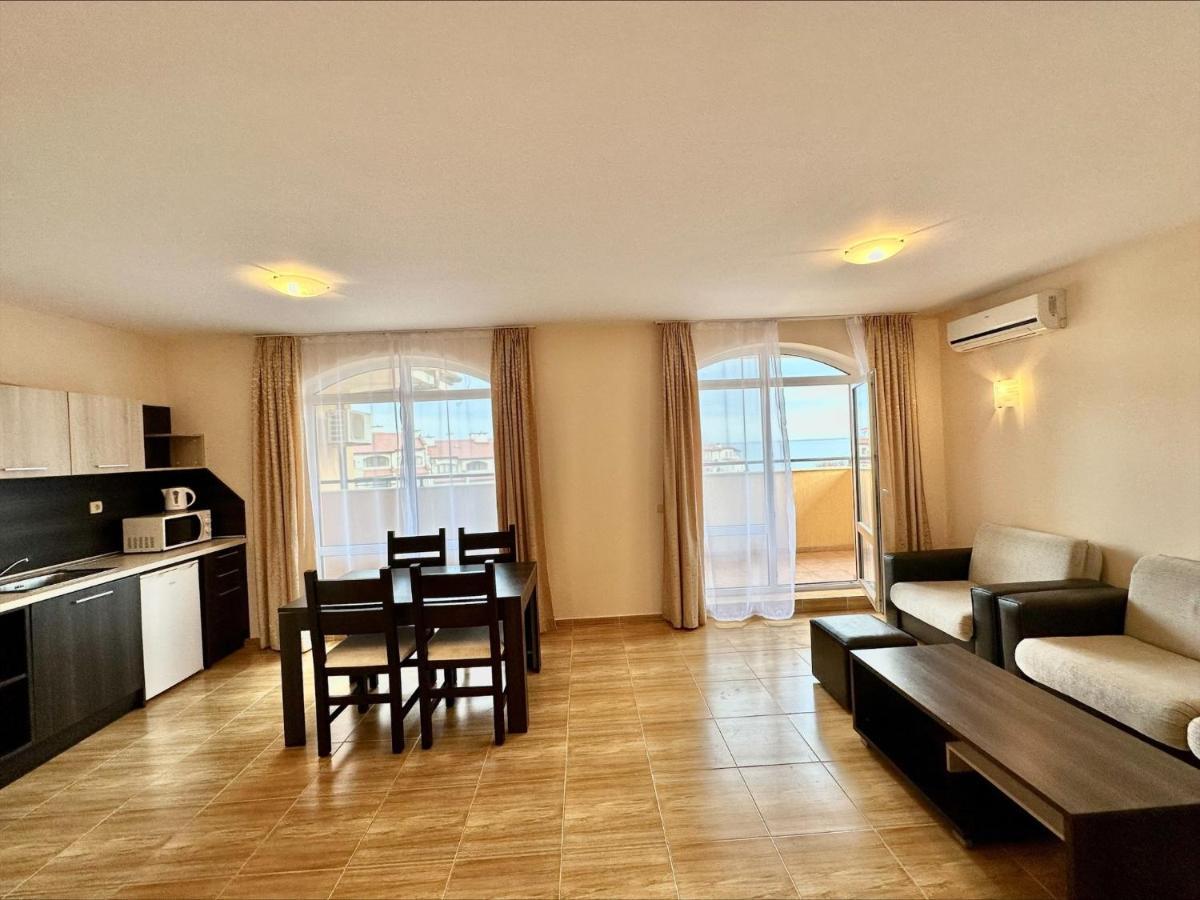 Menada Sky Dreams Apartments Sveti Vlas Exteriör bild