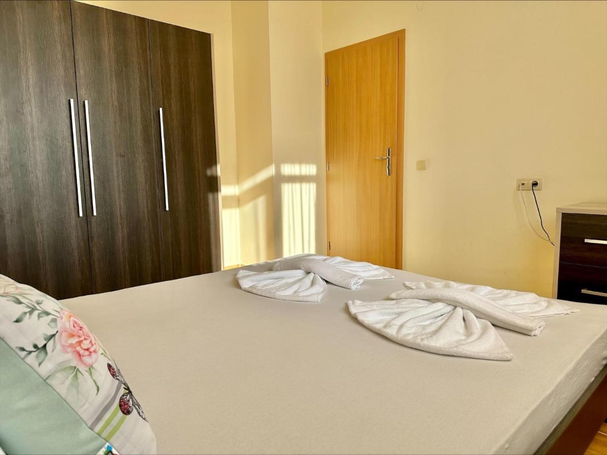 Menada Sky Dreams Apartments Sveti Vlas Exteriör bild