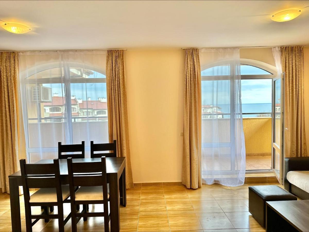 Menada Sky Dreams Apartments Sveti Vlas Exteriör bild