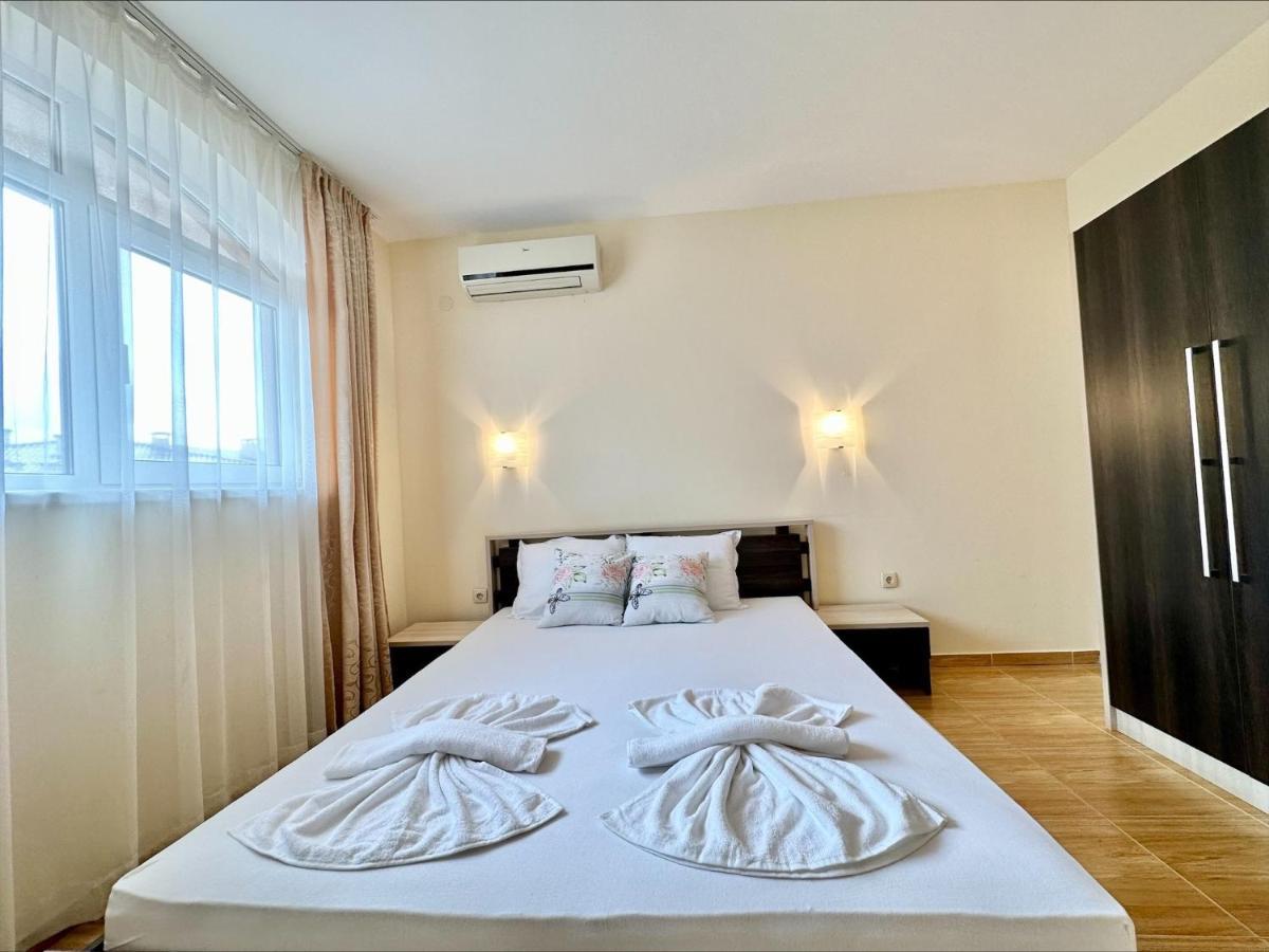 Menada Sky Dreams Apartments Sveti Vlas Exteriör bild